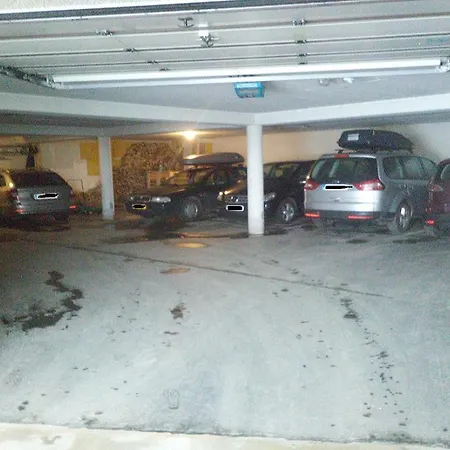 Haus Bergfried 아파트 *