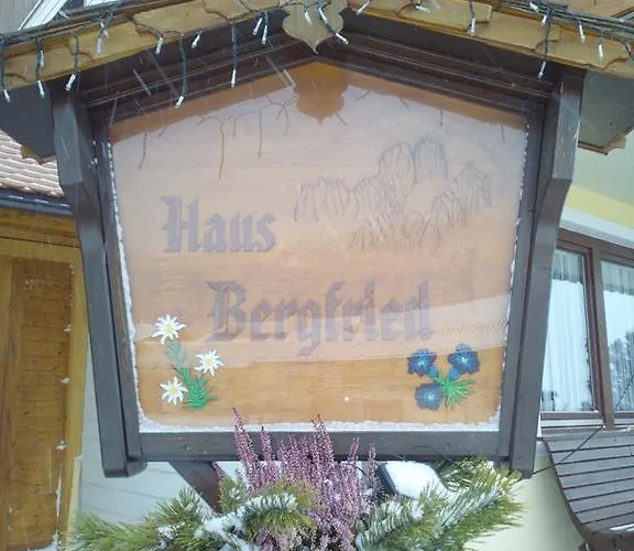 Haus Bergfried * فيلزموس